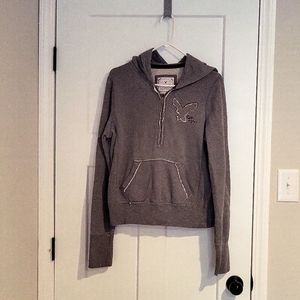 American Eagle Outfitters gray thermal Hooded Sweatshirt in M, embroderied